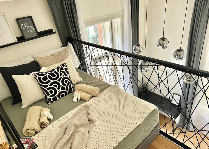 Modern High Ceiling Loft With Terrace Apartment, Prague