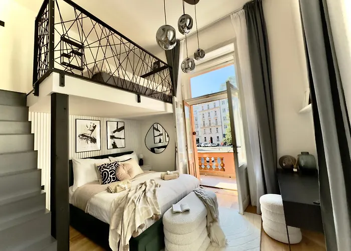 Modern High Ceiling Loft With Terrace Apartment, Prague