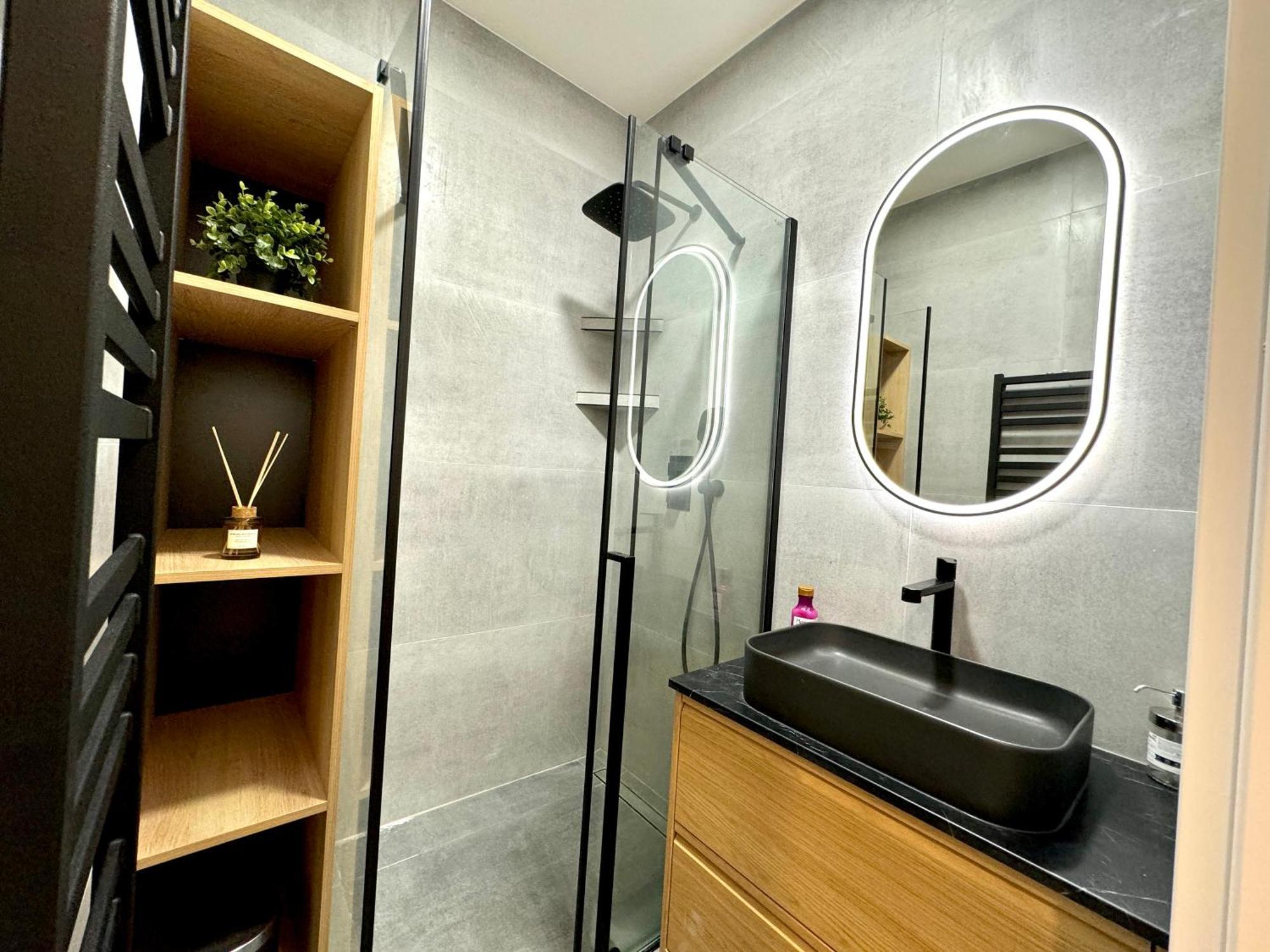 Apartamento Modern High Ceiling Loft With Terrace Apartment,