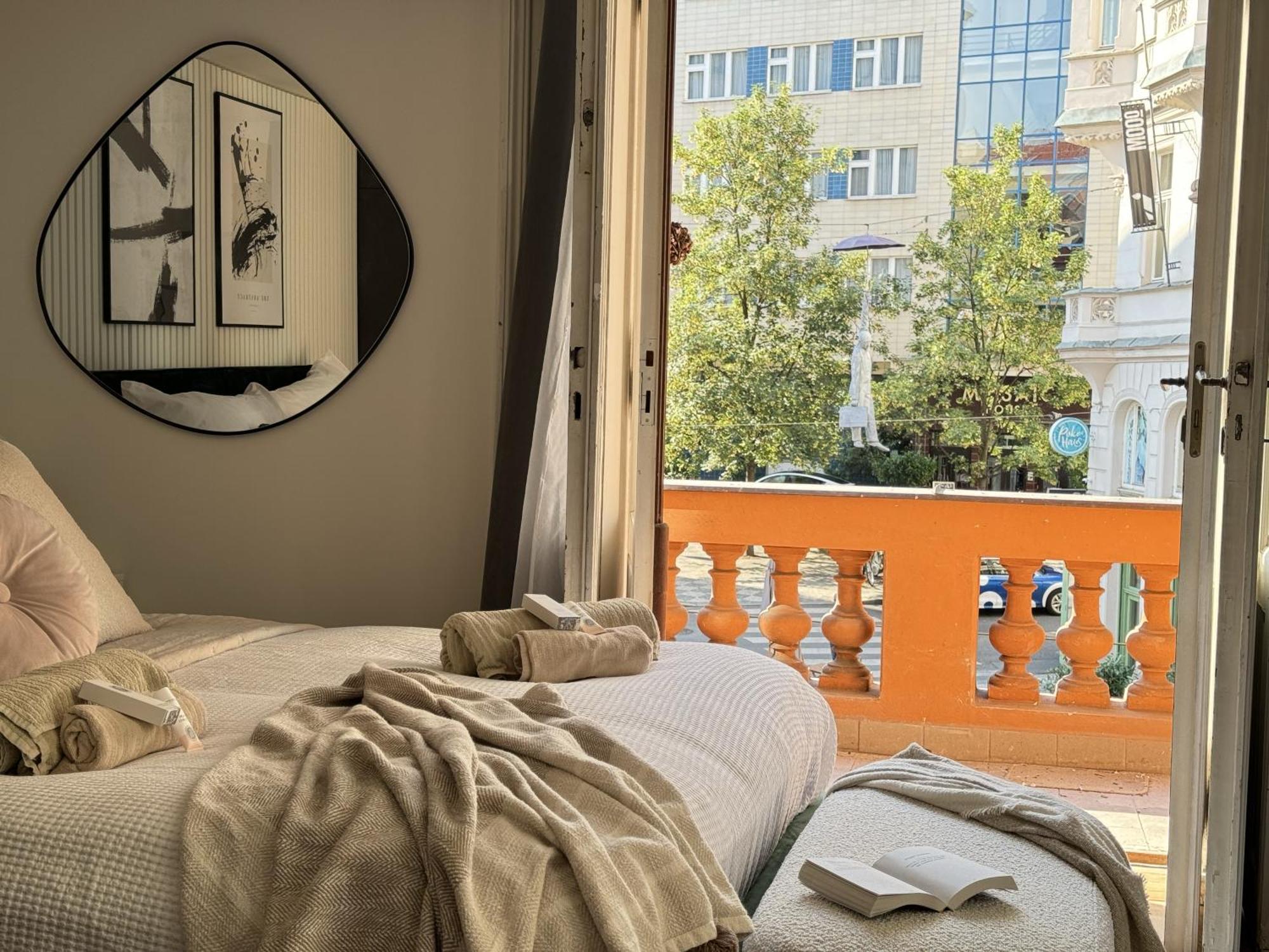 Apartamento Modern High Ceiling Loft With Terrace Apartment, *